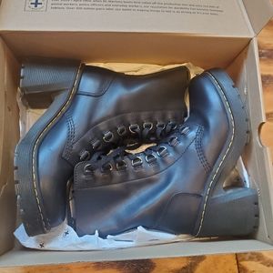 Dr. Martens Chesney Flared heel boots